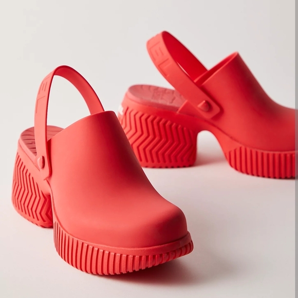 Sorel Shoes - Sorel Ona Streetworks Heeled Clogs Womens 6 Mules Sandals Comfort Platform Red